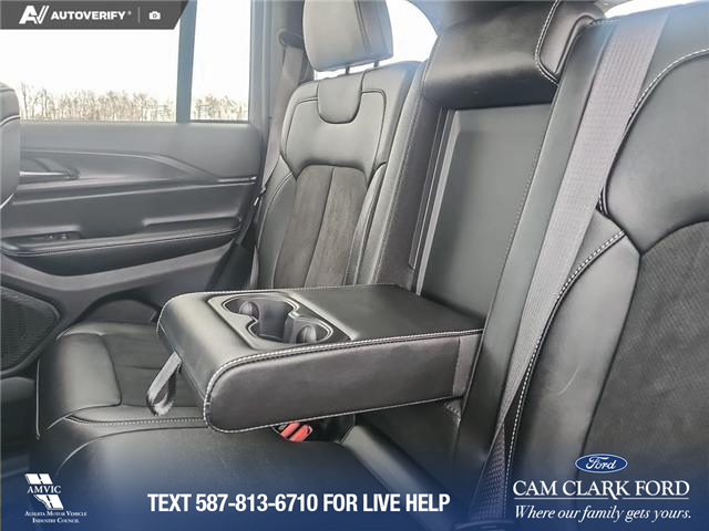 2025 Jeep Grand Cherokee Laredo (Stk: SJ056A) in Innisfail - Image 21 of 24