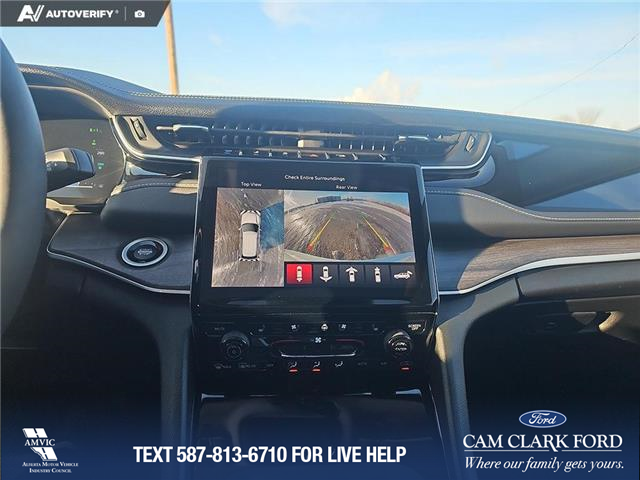 2023 Jeep Grand Cherokee 4xe Base (Stk: SJ070A) in Innisfail - Image 16 of 24