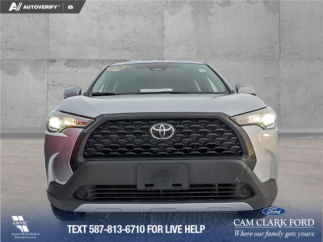 2023 Toyota Corolla Cross LE (Stk: U37896) in Red Deer - Image 2 of 23
