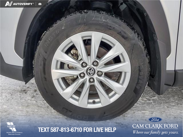 2023 Toyota Corolla Cross LE (Stk: U37896) in Red Deer - Image 6 of 23