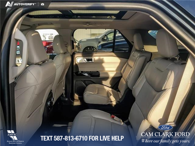 2022 Ford Explorer Platinum (Stk: U37895) in Red Deer - Image 23 of 25