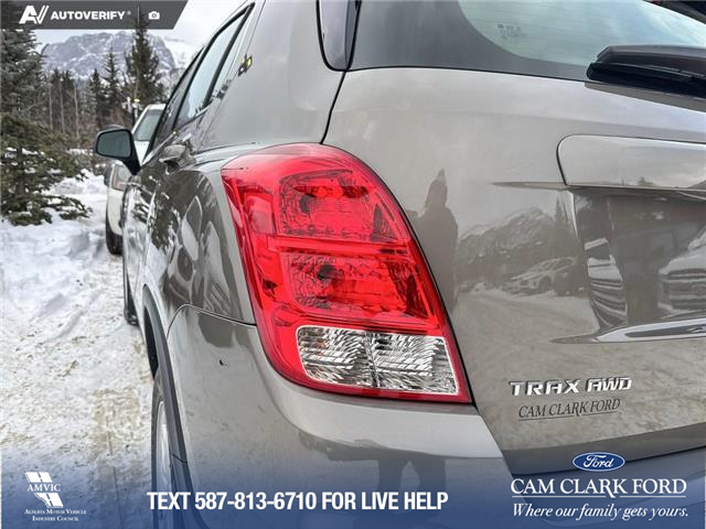 2020 Chevrolet Trax LS (Stk: P1584) in Canmore - Image 11 of 26