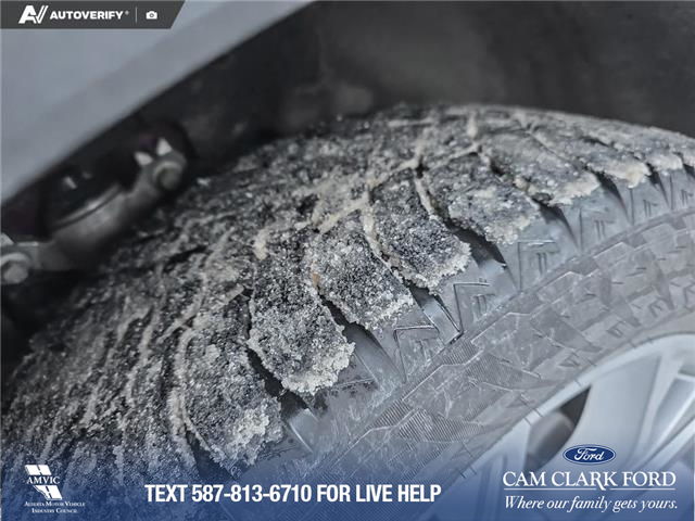 2022 Ford Explorer Limited (Stk: P6880) in Olds - Image 7 of 24 2022 Ford Explorer Limited (Stk: P6880) in Olds - Image 7 of 24