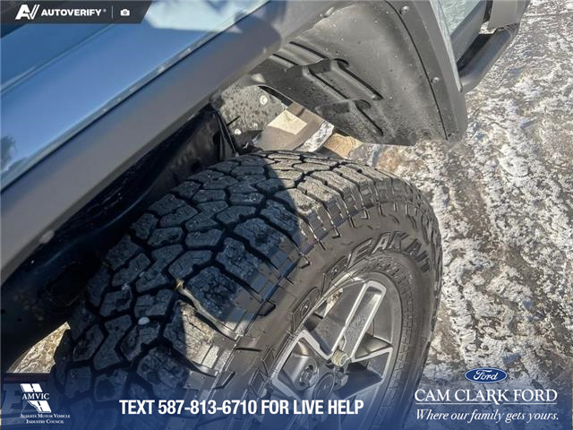 2024 Jeep Gladiator Mojave (Stk: P1589) in Canmore - Image 7 of 25