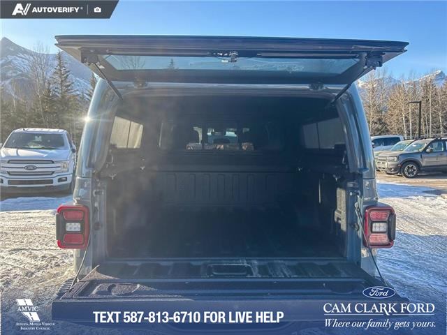 2024 Jeep Gladiator Mojave (Stk: P1589) in Canmore - Image 12 of 25