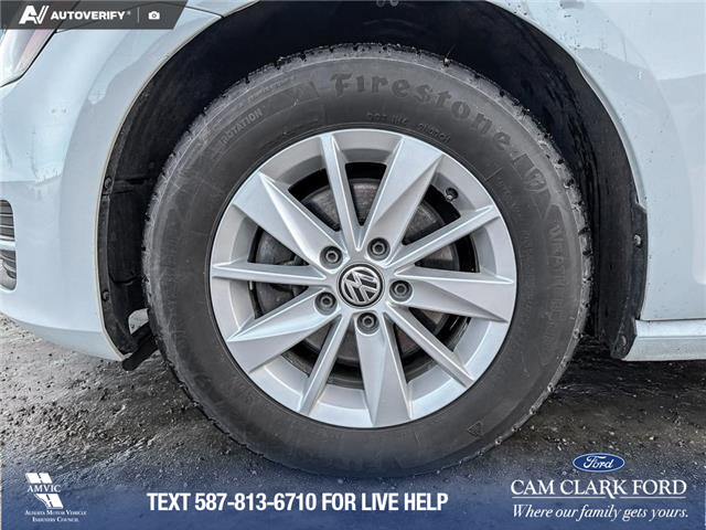 2016 Volkswagen Golf 1.8 TSI Comfortline (Stk: P6931) in Olds - Image 6 of 25