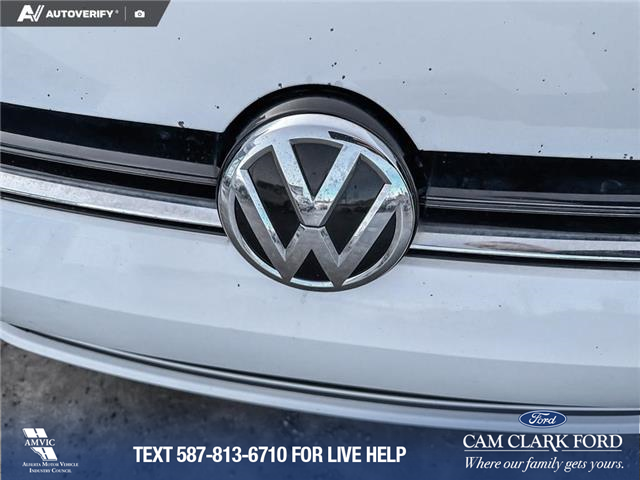 2016 Volkswagen Golf 1.8 TSI Comfortline (Stk: P6931) in Olds - Image 9 of 25