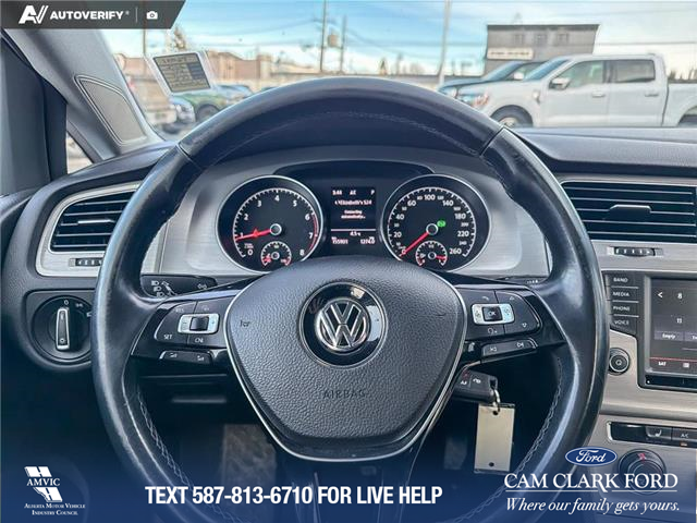 2016 Volkswagen Golf 1.8 TSI Comfortline (Stk: P6931) in Olds - Image 14 of 25