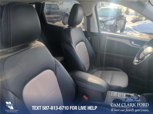 2021 Ford Escape Titanium Hybrid (Stk: U37944) in Red Deer - Image 7 of 7