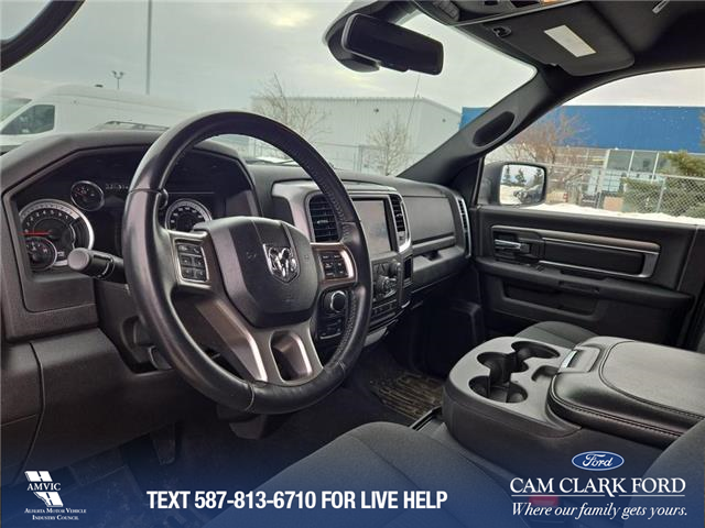 2022 RAM 1500 Classic SLT (Stk: U37946) in Red Deer - Image 6 of 7