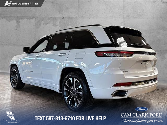 2023 Jeep Grand Cherokee Overland (Stk: P14857) in Airdrie - Image 4 of 25