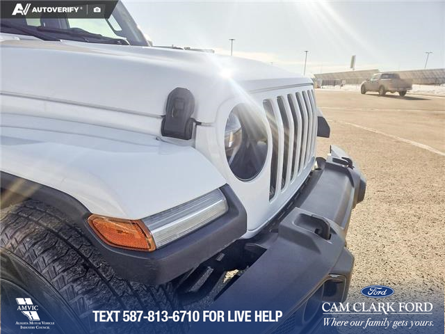 2021 Jeep Wrangler Unlimited Sahara (Stk: P1168) in Innisfail - Image 21 of 24