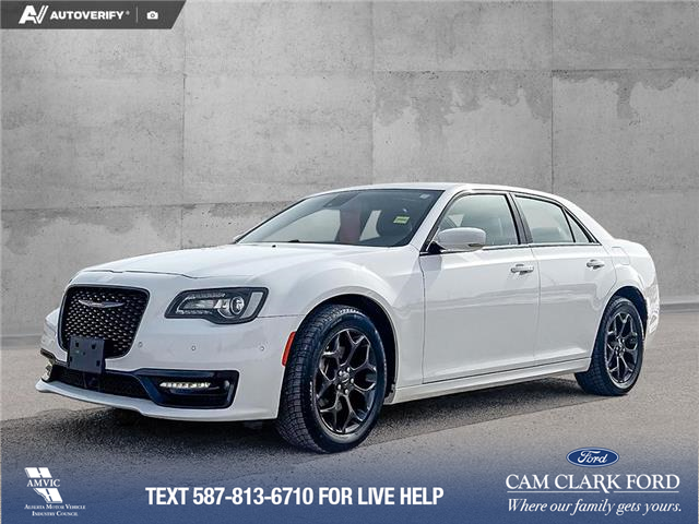 2022 Chrysler 300 S (Stk: P1174) in Innisfail - Image 1 of 20