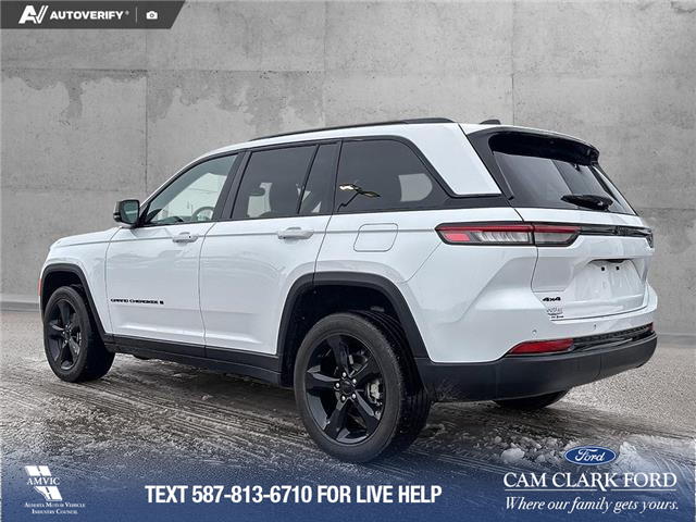 2025 Jeep Grand Cherokee Laredo (Stk: P7008) in Olds - Image 4 of 25