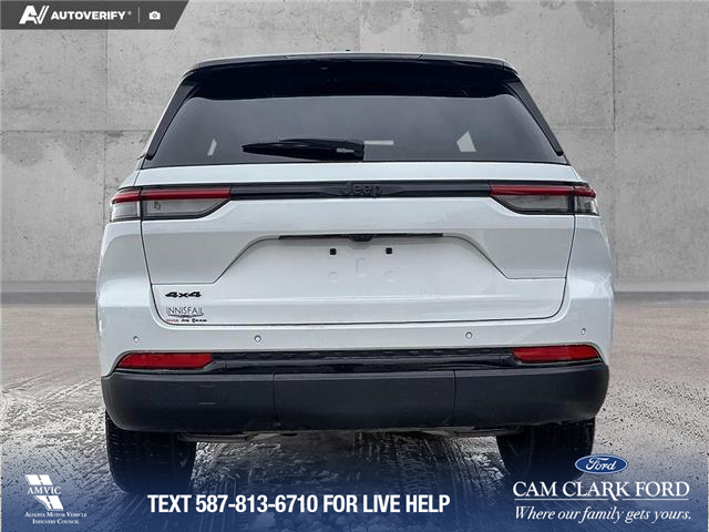 2025 Jeep Grand Cherokee Laredo (Stk: P7008) in Olds - Image 5 of 25