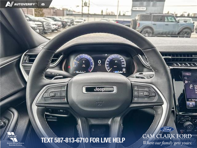 2025 Jeep Grand Cherokee Laredo (Stk: P7008) in Olds - Image 14 of 25