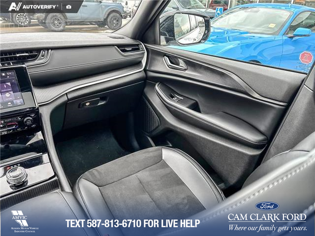 2025 Jeep Grand Cherokee Laredo (Stk: P7008) in Olds - Image 25 of 25