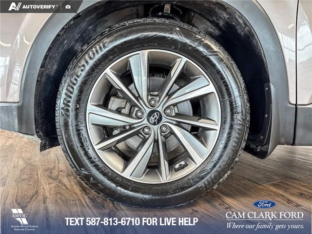 2020 Hyundai Santa Fe Preferred 2.4 (Stk: BJ217) in Airdrie - Image 6 of 25