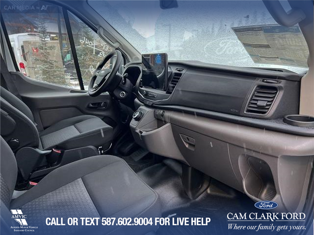 2023 Ford E-Transit-350 Cargo Base (Stk: 23CT9553) in Canmore - Image 13 of 15