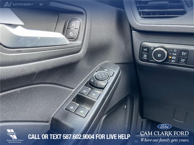 2025 Ford Escape PHEV (Stk: 25S3864) in Olds - Image 17 of 25