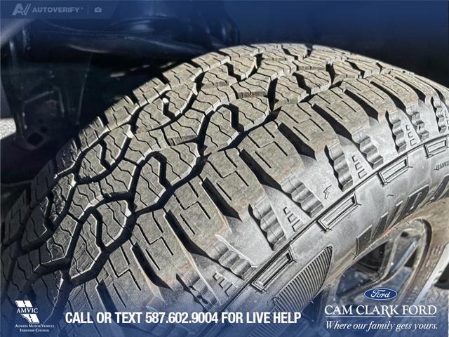 2025 Ford F-150 XLT (Stk: 25AT3372) in Airdrie - Image 7 of 25