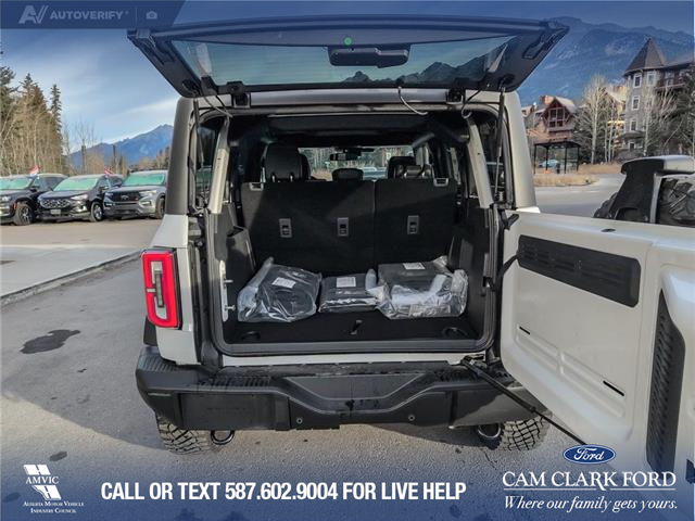 2025 Ford Bronco Badlands (Stk: 25CS1607) in Canmore - Image 12 of 25