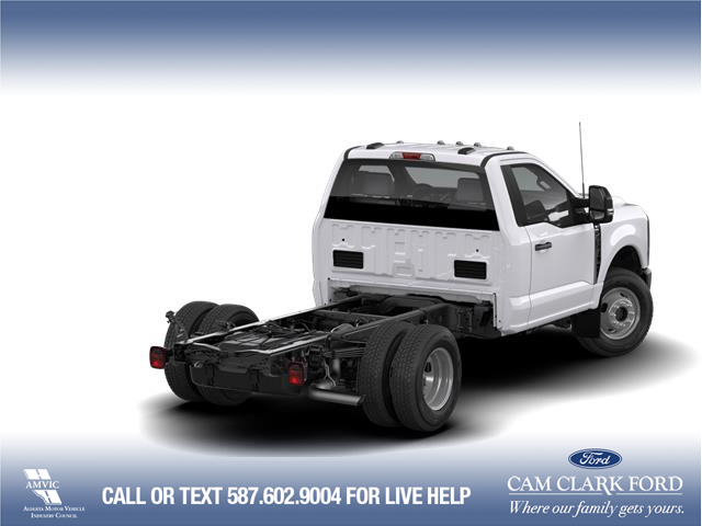 2026 Ford F-350 Chassis XL (Stk: 26AT2232) in Airdrie - Image 3 of 7