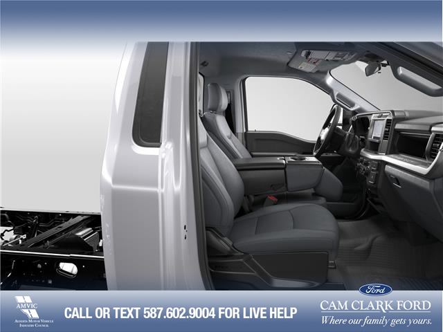 2026 Ford F-350 Chassis XL (Stk: 26AT2232) in Airdrie - Image 5 of 7