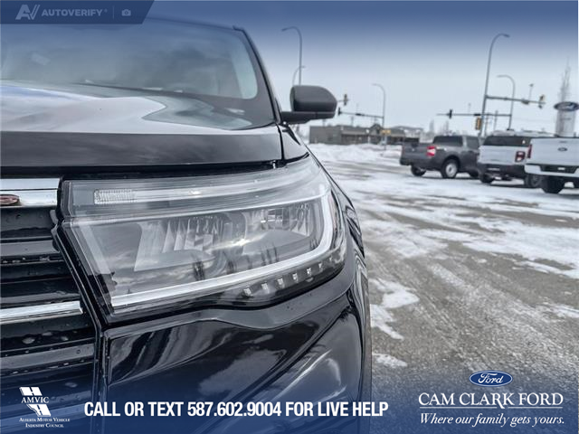 2026 Ford Explorer Active (Stk: 26S3929) in Olds - Image 7 of 24