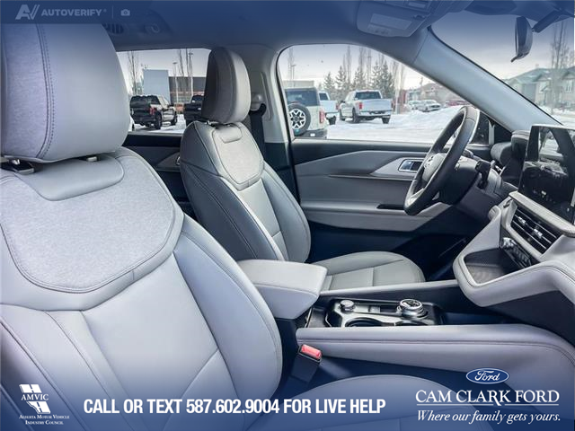 2026 Ford Explorer Active (Stk: 26S3929) in Olds - Image 21 of 24