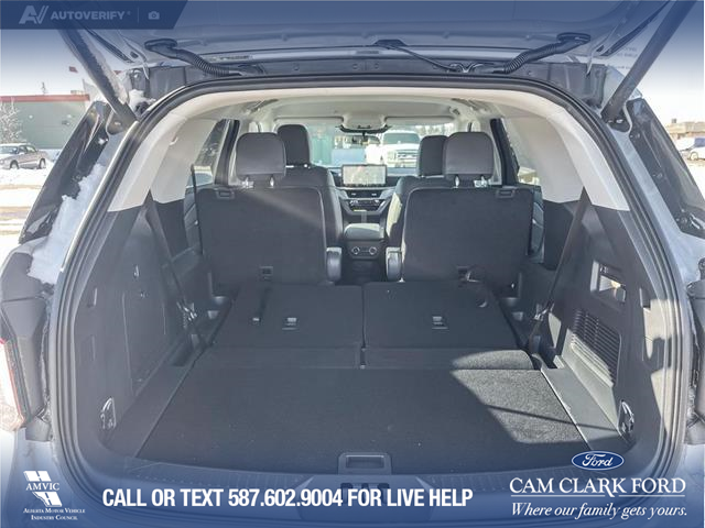 2026 Ford Explorer Active (Stk: 26S2930) in Olds - Image 12 of 25