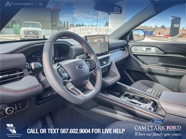 2026 Ford Explorer ST-Line (Stk: 26S1492) in Olds - Image 13 of 25