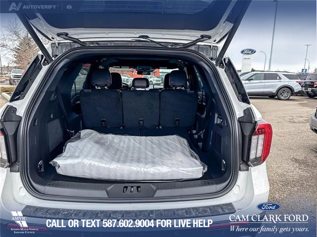 2026 Ford Explorer Platinum (Stk: 26S4041) in Red Deer - Image 12 of 25