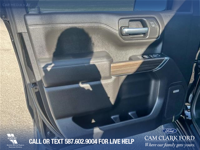 2022 Chevrolet Silverado 1500 LTD LT Trail Boss (Stk: P1037A) in Innisfail - Image 1 of 23