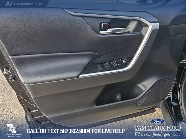 2021 Toyota RAV4 XLE (Stk: P1126) in Innisfail - Image 7 of 24