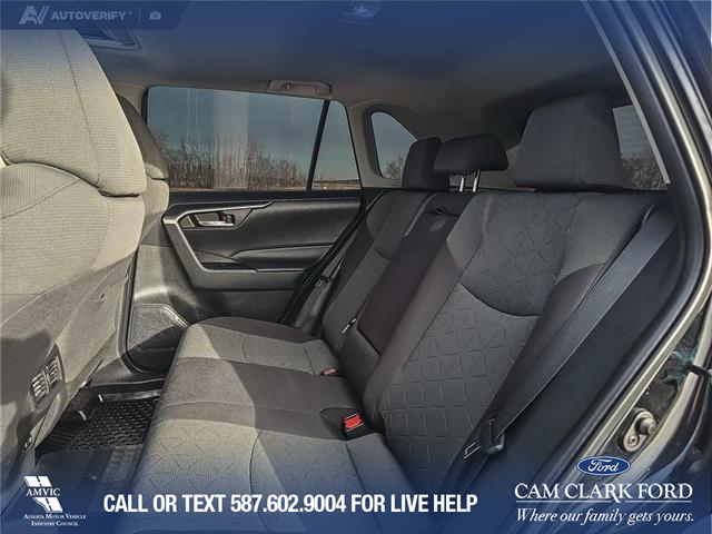 2021 Toyota RAV4 XLE (Stk: P1126) in Innisfail - Image 16 of 24