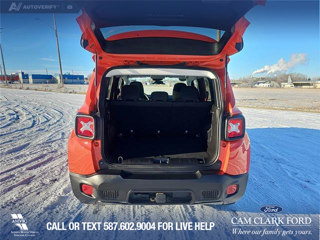 2016 Jeep Renegade Sport (Stk: SJ036A) in Innisfail - Image 11 of 24