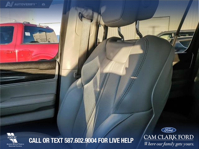 2022 Jeep Wagoneer Series III (Stk: U37897) in Red Deer - Image 20 of 25