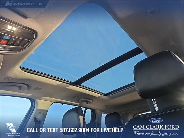 2023 Jeep Grand Cherokee 4xe Base (Stk: SJ070A) in Innisfail - Image 18 of 24