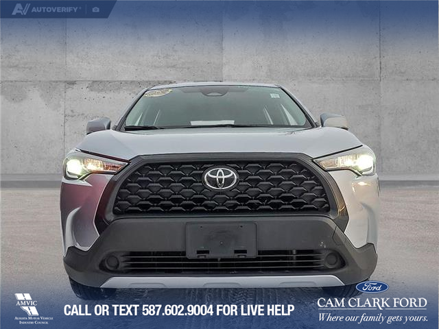 2023 Toyota Corolla Cross LE (Stk: U37896) in Red Deer - Image 2 of 23