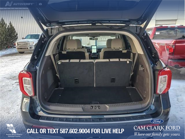 2022 Ford Explorer Platinum (Stk: U37895) in Red Deer - Image 12 of 25