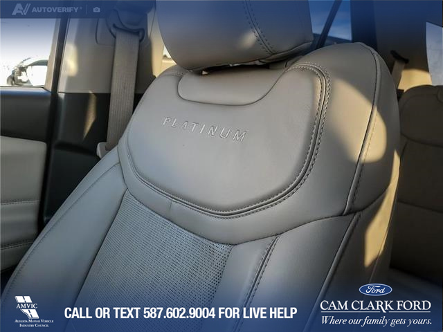 2022 Ford Explorer Platinum (Stk: U37895) in Red Deer - Image 20 of 25