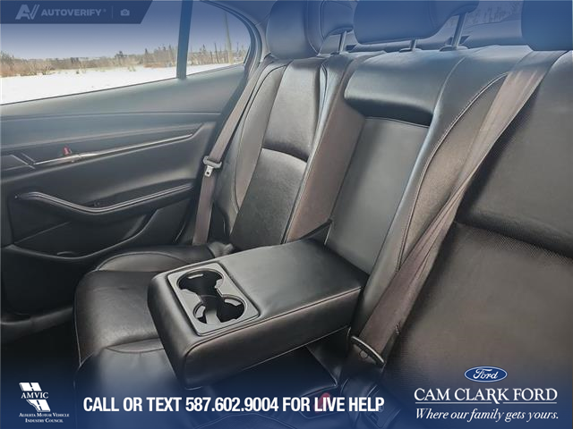 2021 Mazda Mazda3 GT (Stk: TJ008B) in Innisfail - Image 19 of 24