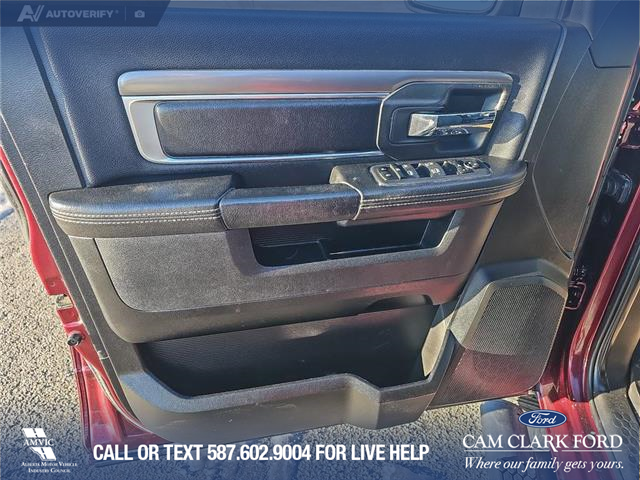 2022 RAM 1500 Classic SLT (Stk: P1026A) in Innisfail - Image 7 of 24