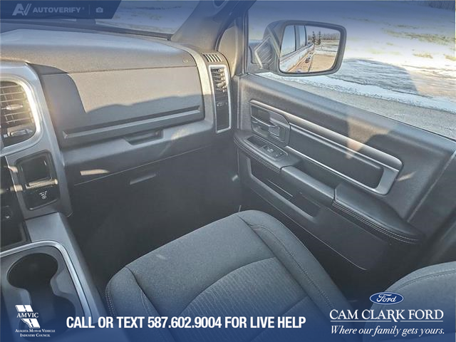 2022 RAM 1500 Classic SLT (Stk: P1026A) in Innisfail - Image 18 of 24