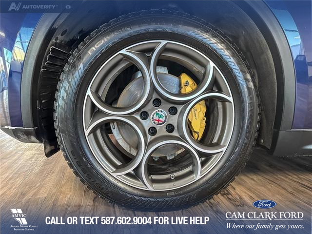 2018 Alfa Romeo Stelvio ti (Stk: P14778) in Airdrie - Image 6 of 25