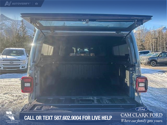 2024 Jeep Gladiator Mojave (Stk: P1589) in Canmore - Image 12 of 25