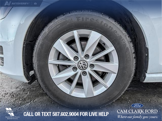 2016 Volkswagen Golf 1.8 TSI Comfortline (Stk: P6931) in Olds - Image 6 of 25