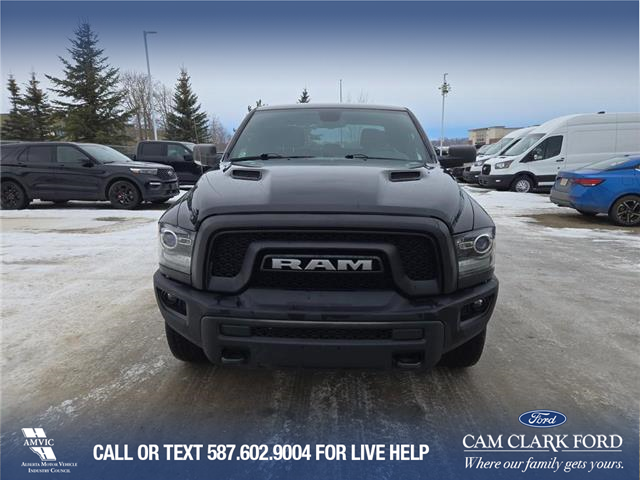 2022 RAM 1500 Classic SLT (Stk: U37946) in Red Deer - Image 2 of 7