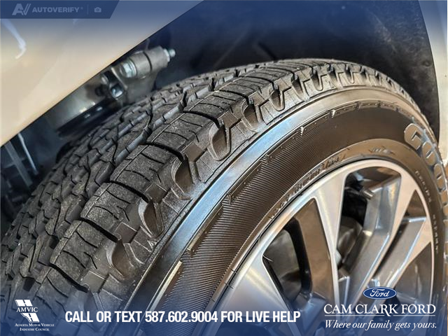 2023 Jeep Grand Cherokee Overland (Stk: P14857) in Airdrie - Image 7 of 25